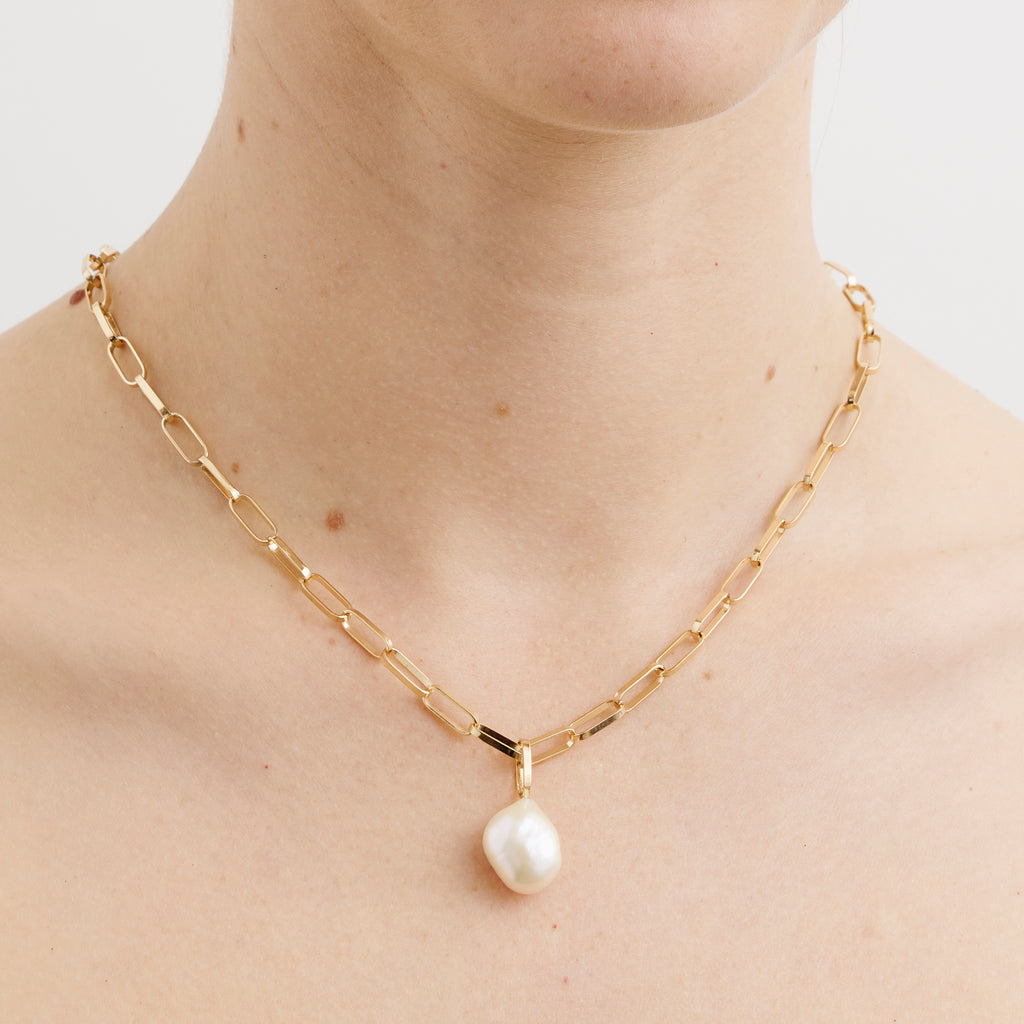 Baroque Pearl Drop Necklace