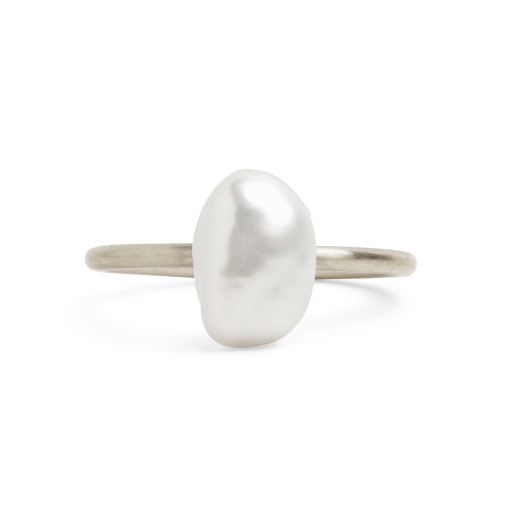 Baroque Pearl Medium Gold Ring