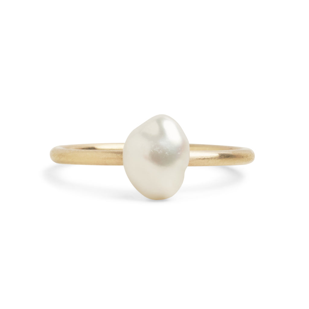 Baroque Pearl Medium Silver Ring