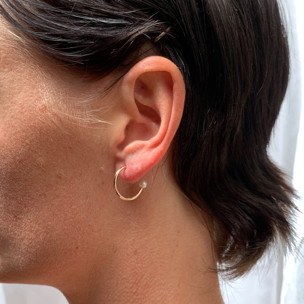 Small Gold Charming Hoop Earrings